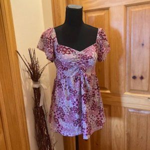 Flirty, feminine Top